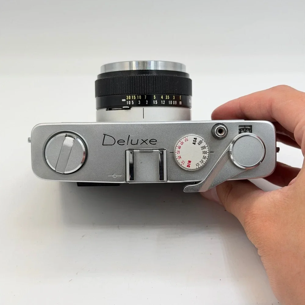 Konica EE-Matic Deluxe 35mm Film Rangefinder Camera Hexanon 40mm f2.8 Lens